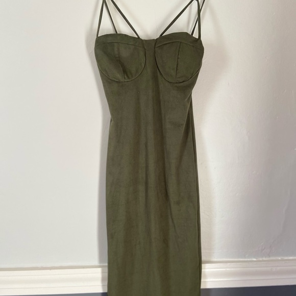Fashion nova olive dress - Picture 1 of 4